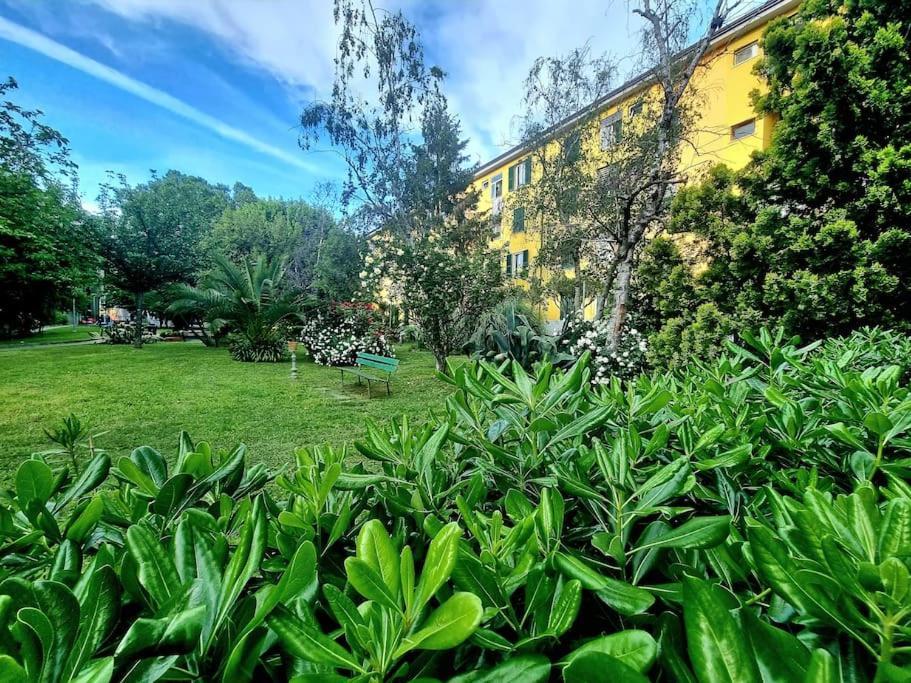 Appartamento Vista Giardino - L'Onda Blu La Spezia Esterno foto